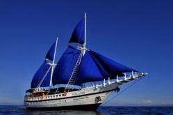 SY Indo Siren liveaboard in Indonesia